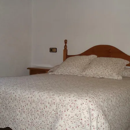 Apartaments Pont Romanic Espot Exterior photo