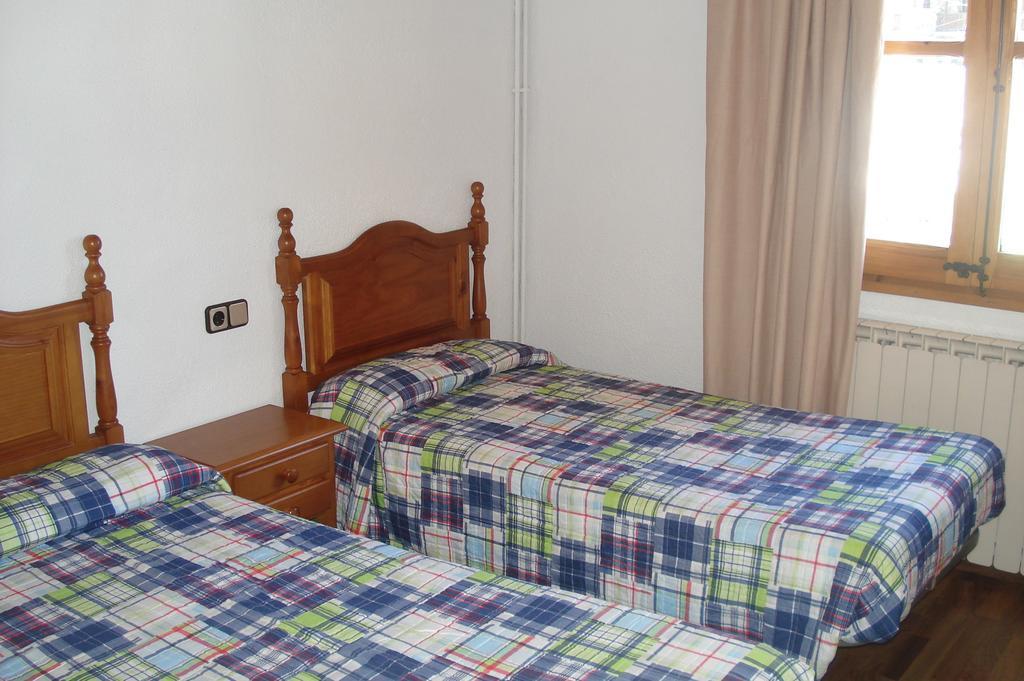 Pont Romanic Apartment